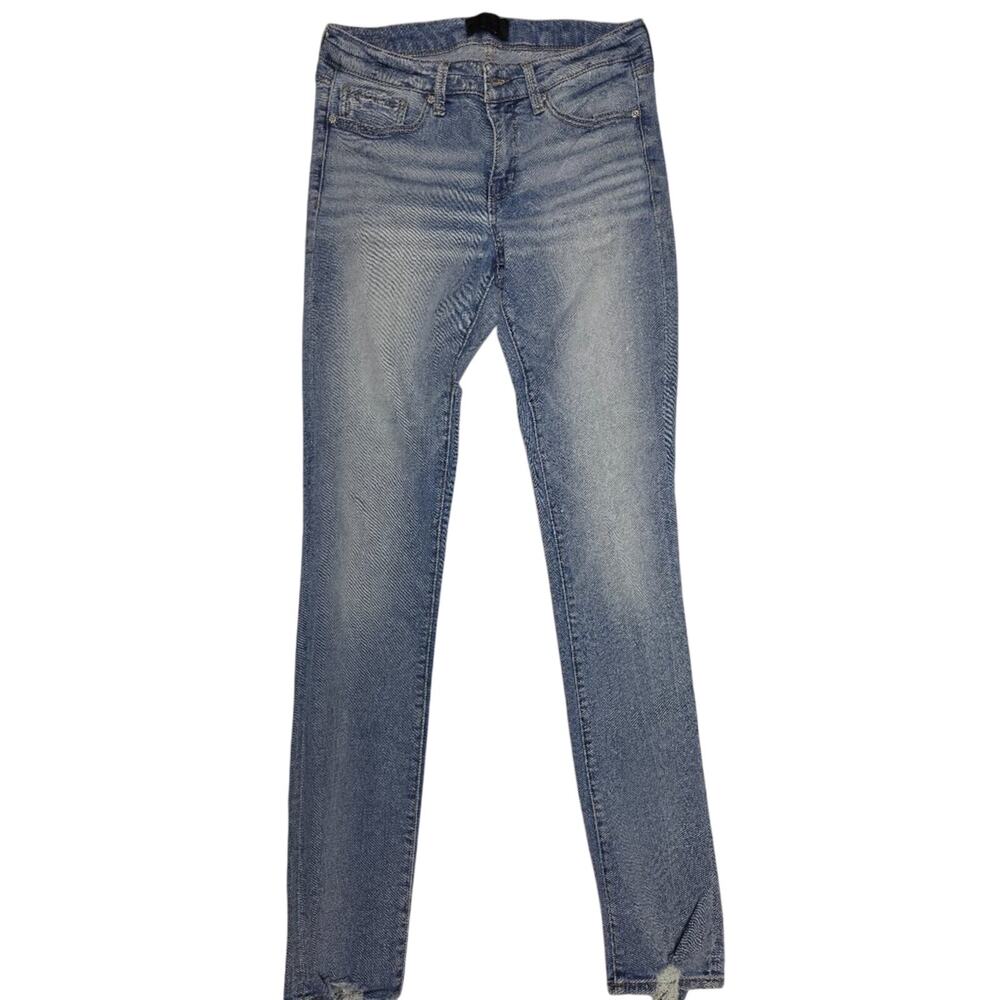 Buckle Black Straight Leg Jeans Light Wash Size 29x36